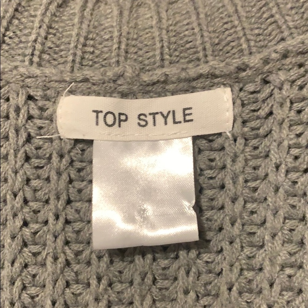 Sweater - Picture 2 of 2